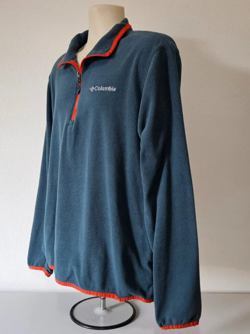 Columbia Sportswear Quarter Zip Lightweight Long Sleeve Fleece Pullover - Picture 5 of 13